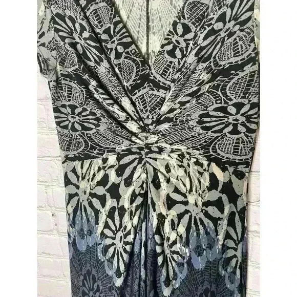 Muse Womens Size 4 V- Neck Twist Front Stretch, Multicolor Knee Length Dress - Picture 3 of 5